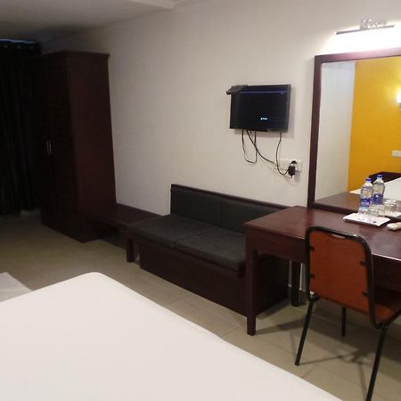 Hotel Wayanad Regency Kedavūr Екстериор снимка