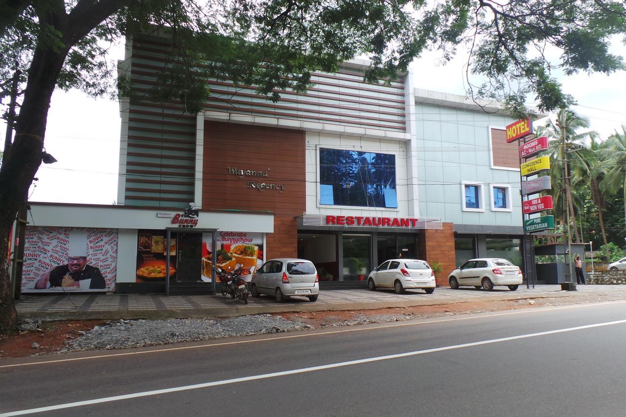Hotel Wayanad Regency Kedavūr Екстериор снимка