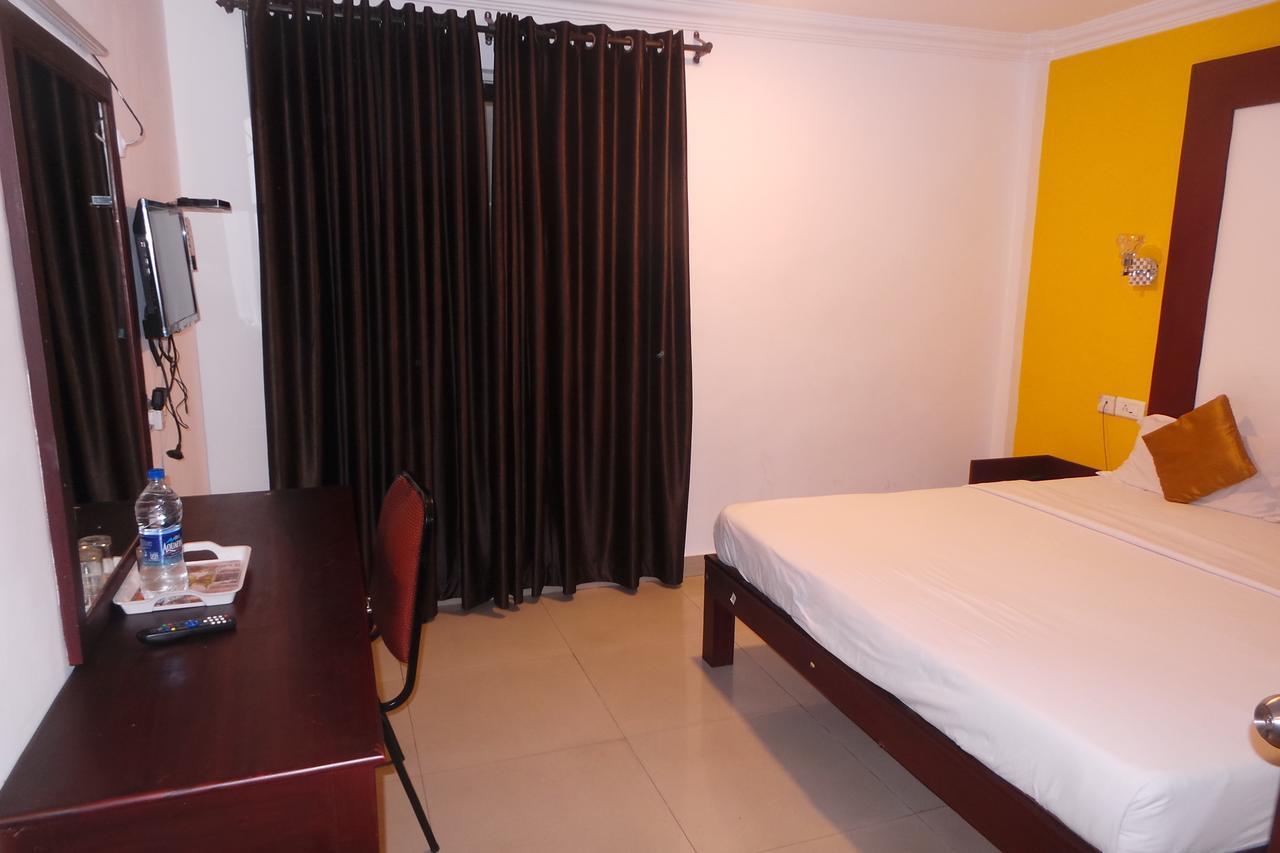 Hotel Wayanad Regency Kedavūr Екстериор снимка