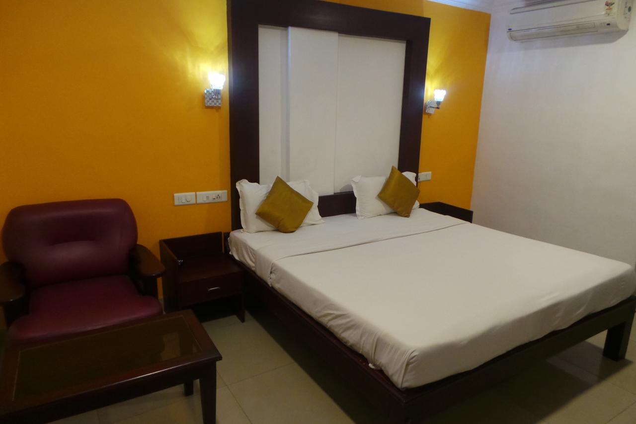 Hotel Wayanad Regency Kedavūr Екстериор снимка