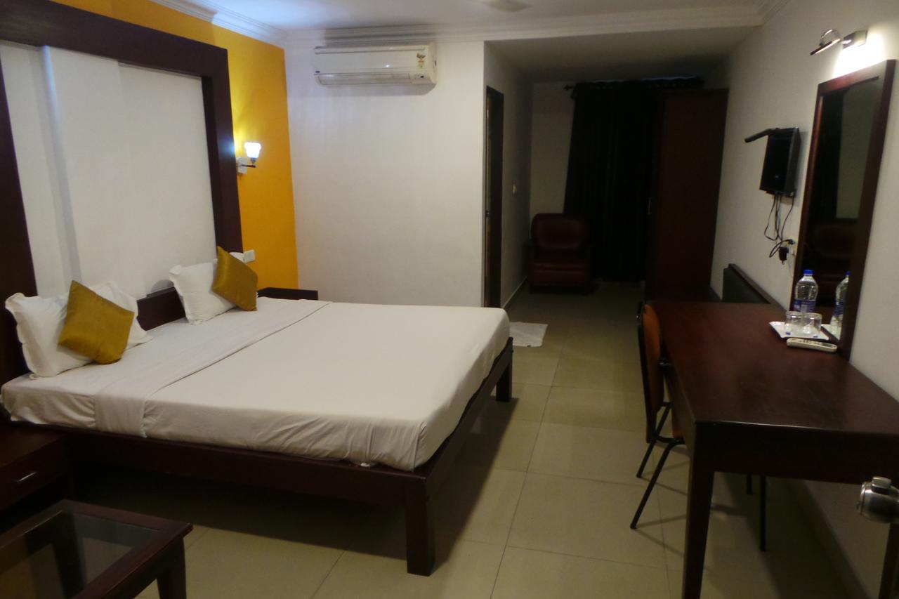 Hotel Wayanad Regency Kedavūr Екстериор снимка